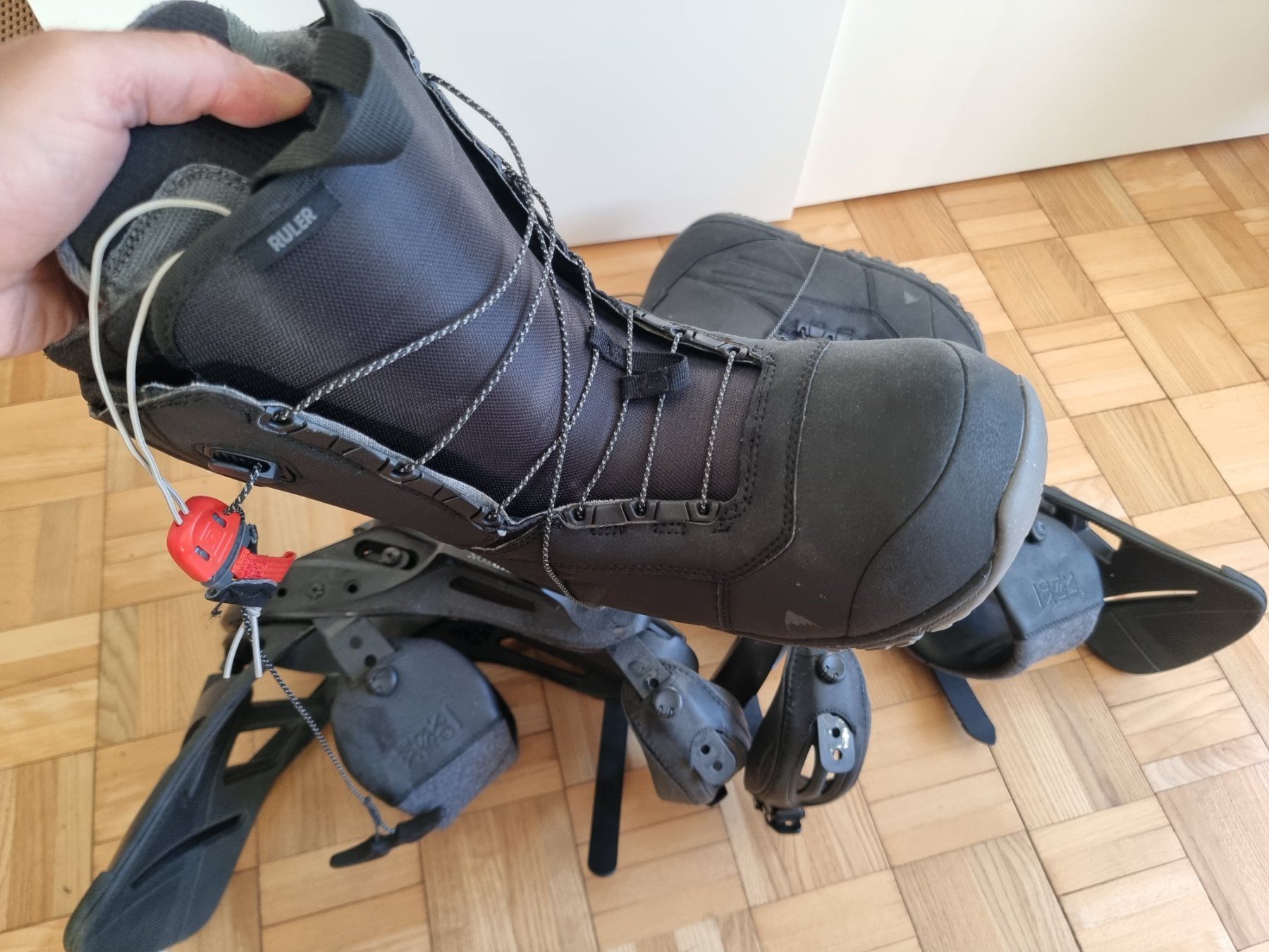 Burton Scarpe da uomo: Snowboard boots & fix BURTON – Usato da Lausanne venduto da mal_m98f 2