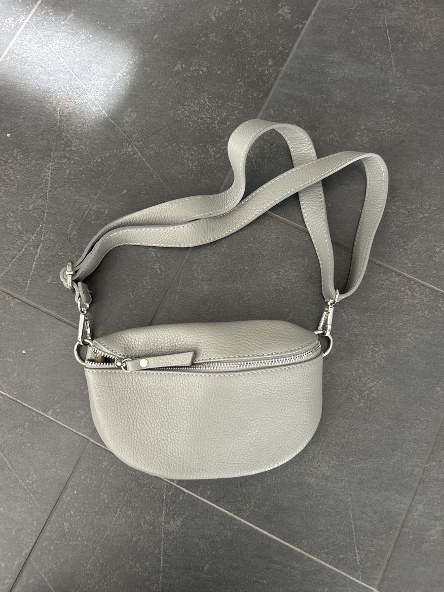 Borse da donna: Bauchtasche – Nuovo (secondo la descrizione) da Wichtrach venduto da henzmann1