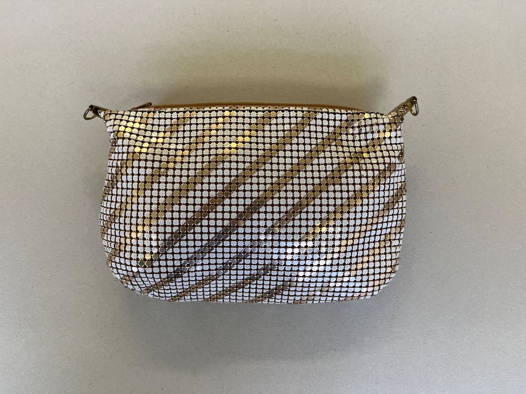 Borse da donna: Handtasche, Mäppchen, Clutch, weiss - gold – Usato da Netstal venduto da spaltflo01