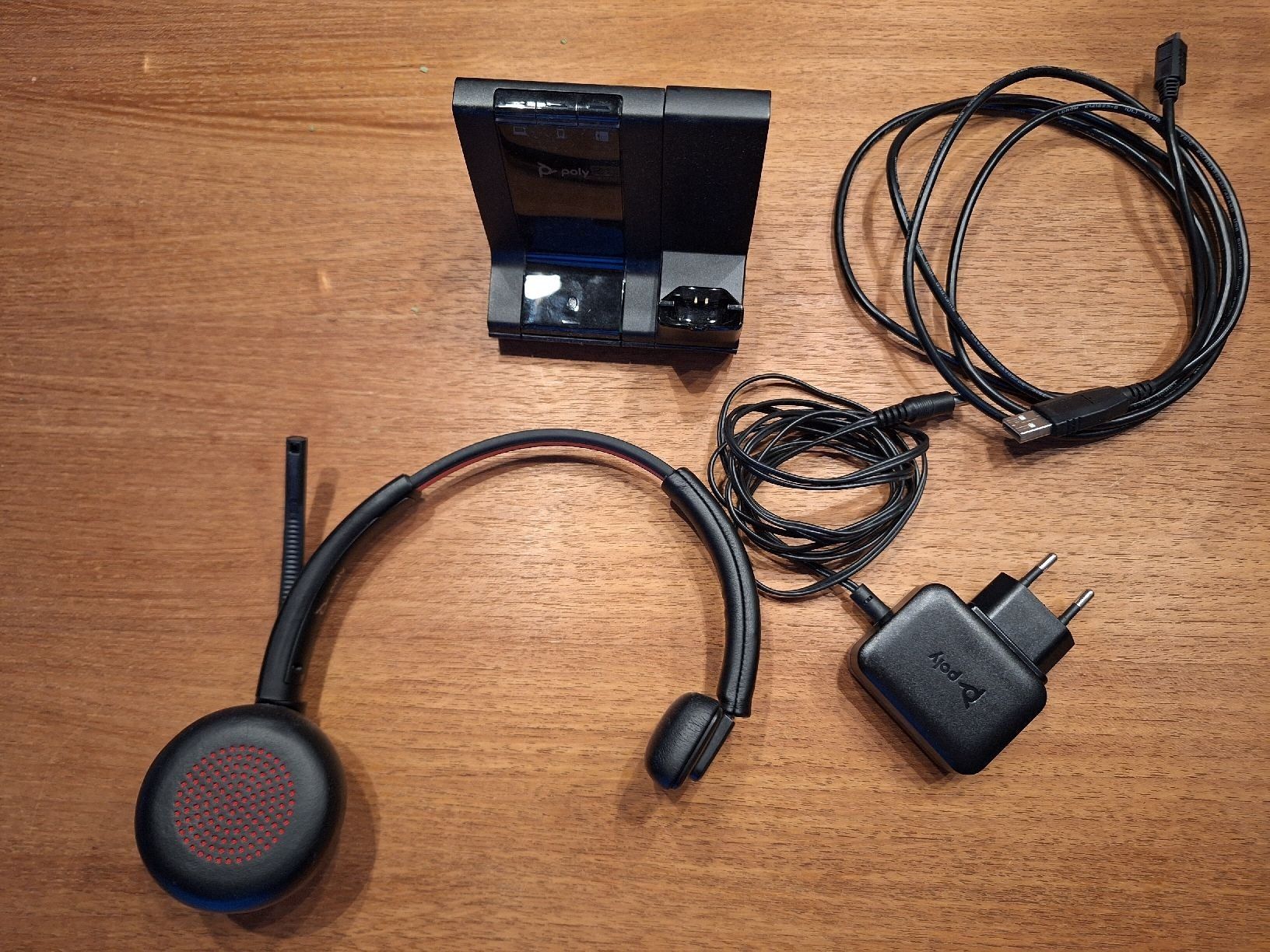 Plantronics Casques audio: Poly Plantronics W8200B/A Wireless Headset – D'occasion à Birmensdorf ZH par Malaicik 2