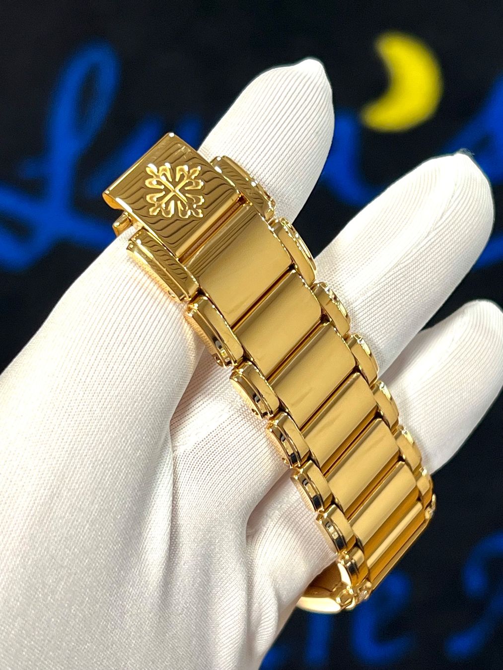 Patek Philippe Uhren: Patek Philippe Twenty-4 / 4910/11R – Neu (gemäss Beschreibung) aus Nyon von Lunas_Watches 4