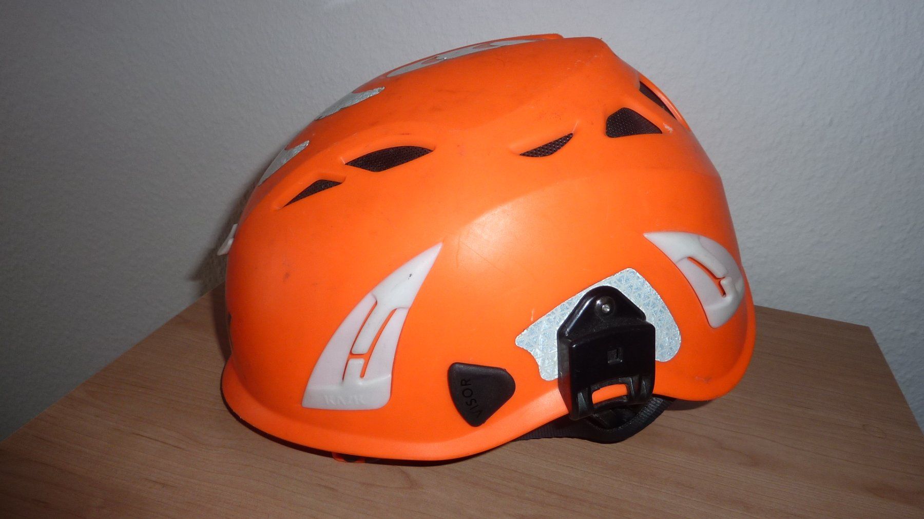 Protezione per viso e udito: fast neuer   helm – Nuovo (secondo la descrizione) da Füllinsdorf venduto da pmarkus