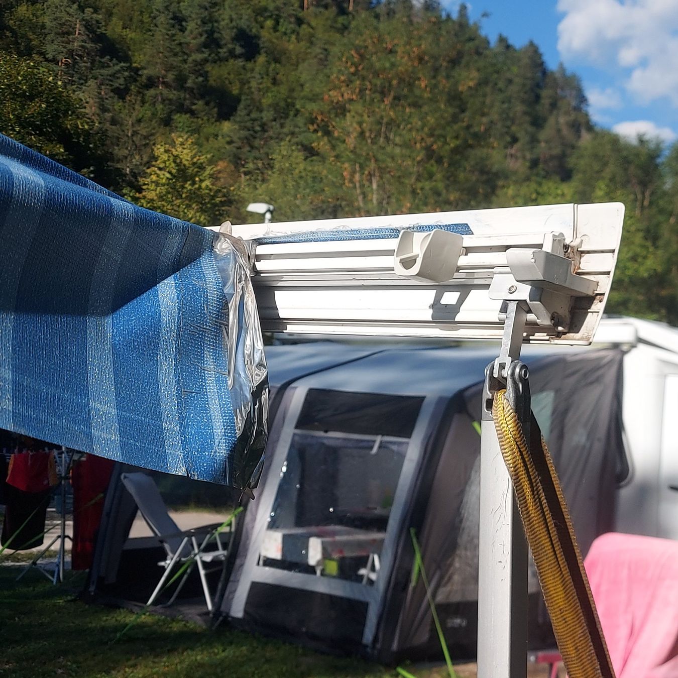 Bürstner Veicoli da campeggio: Wohnwagen Bürstner mit frischer MFK – Usato da Widnau venduto da Martinmaa 1