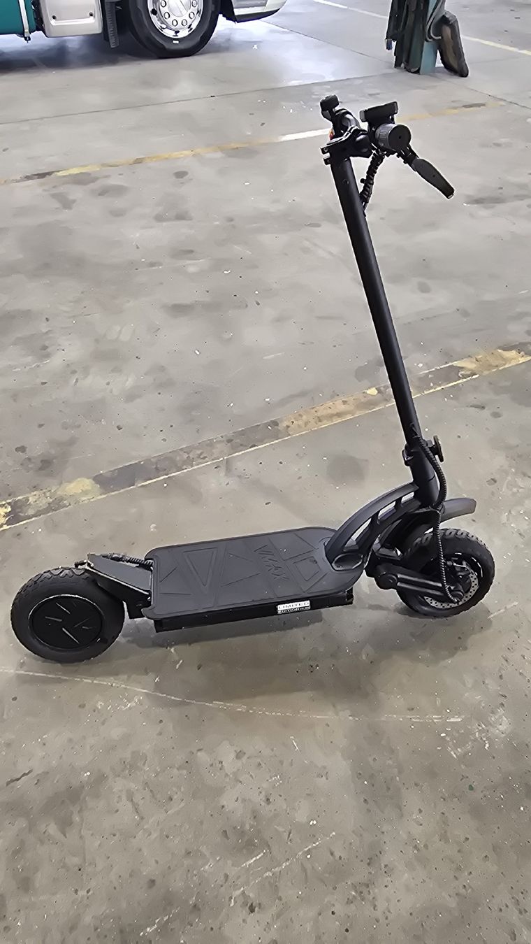 Altro: Vmax R55 Pro E-Scooter – Usato da Däniken SO venduto da Raphi98