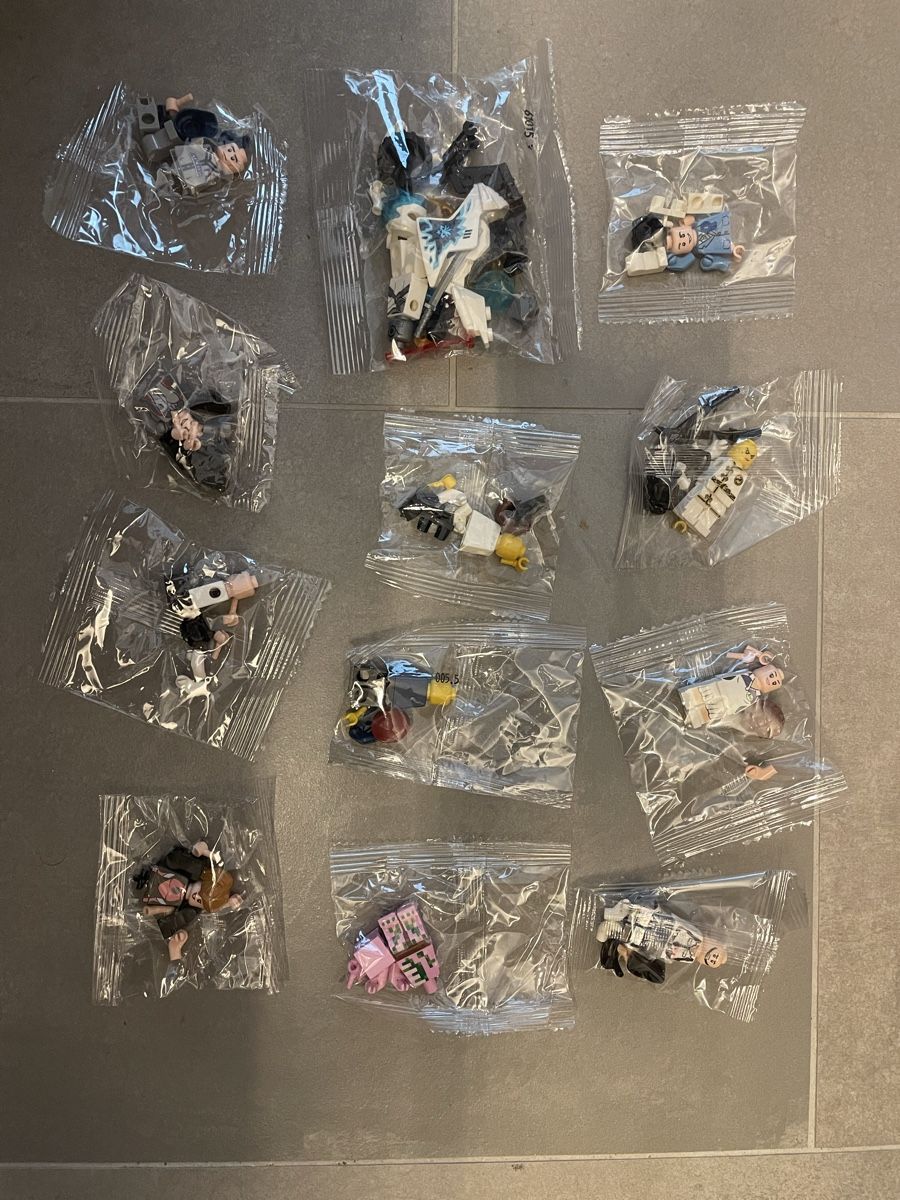 Jouets: Mini figurine / random selection – Neuf avec emballage d'origine à Lausanne par Mickk 3