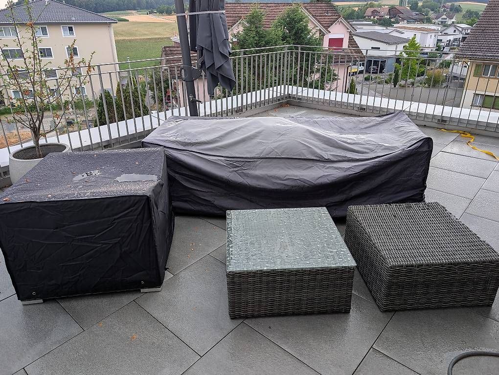 Liegen & Liegestühle: Rattan Gartenlounge – Gebraucht aus Knutwil von einafetsh 3