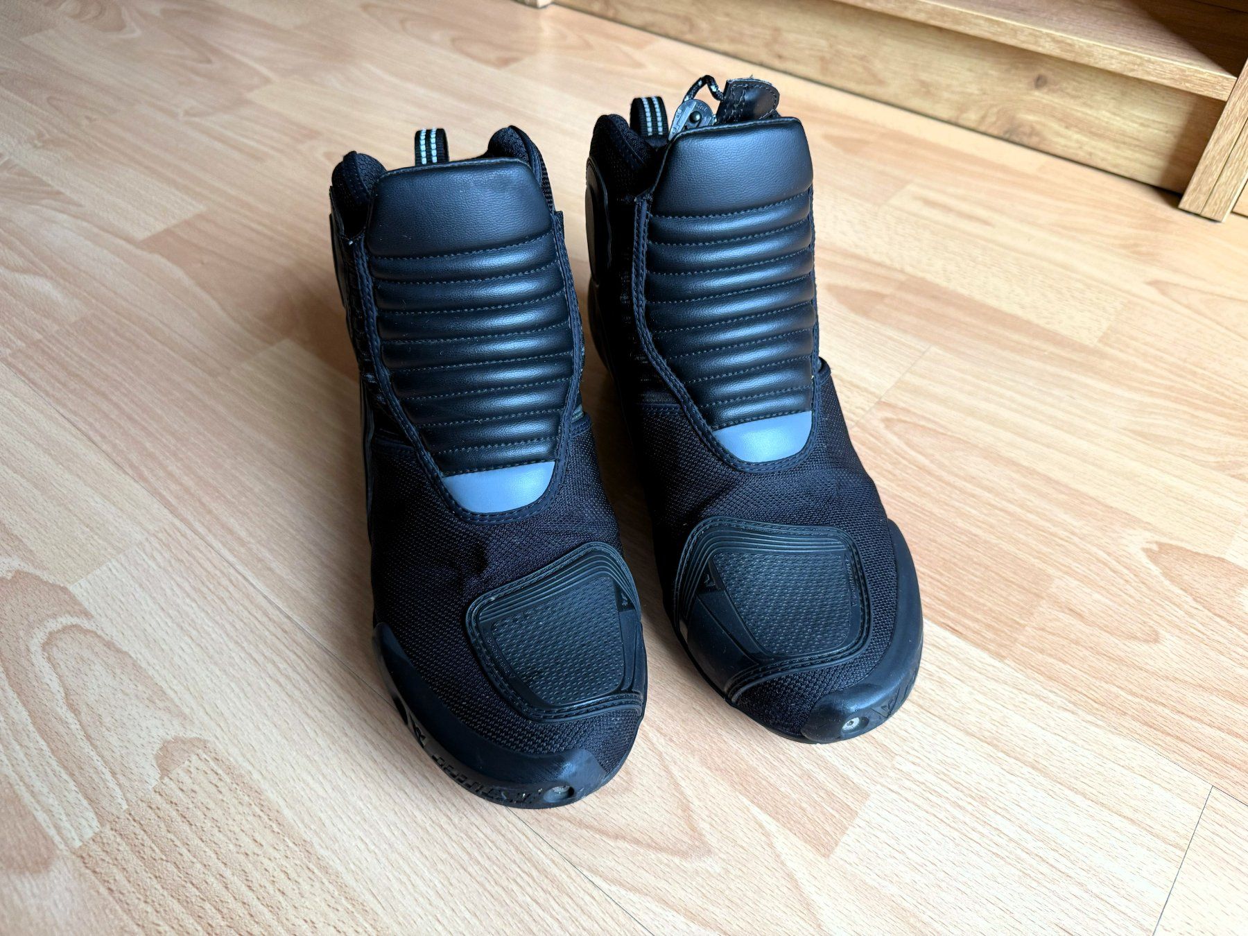 Dainese Herrenschuhe: Dainese Motorradstiefel GORE-TEX Gr.45 – Gebraucht aus Neftenbach von UPGREAT-IT 1