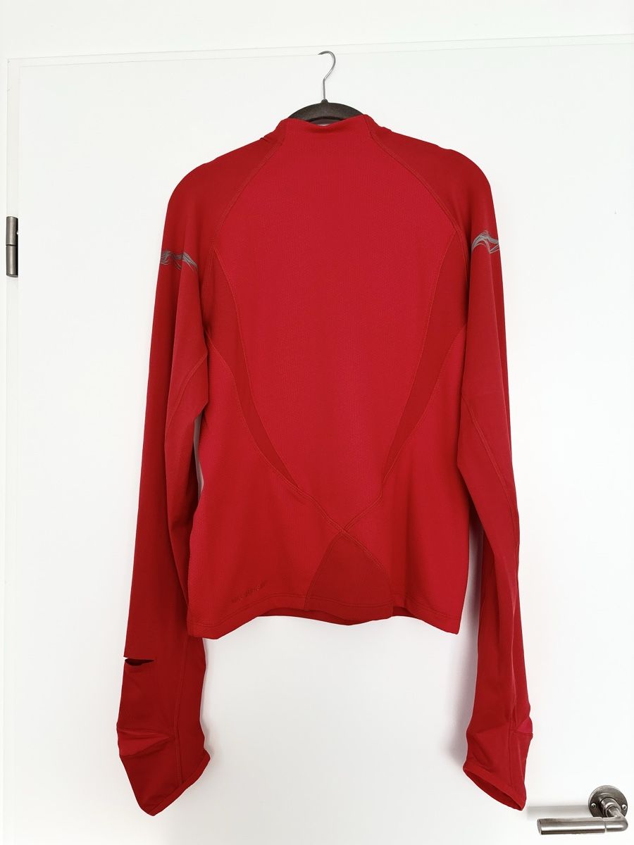 Jacken: Nike Sphere Dry Langarm rot Gr. M – Gebraucht aus Bottmingen von ana_5hrv 2