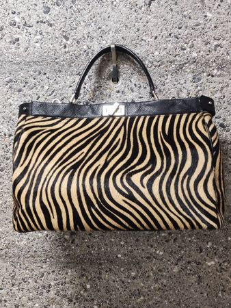 Neue edle Handtasche mit Fell Applikation Vintage Retro