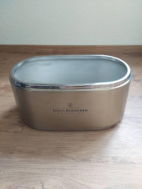 Louis Roederer Altro: Louis Roederer Eiskübel Inox – Nuovo (secondo la descrizione) da St. Gallen venduto da ruetzliguetzli77