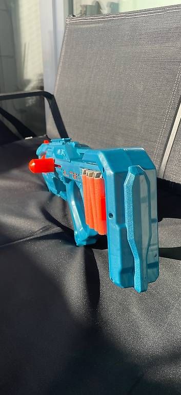 Nerf Giocattoli: Nerf Blaster Elite 2.0 Eaglepoint mit 16 Pfeilen – Usato da Zürich venduto da Chratzomat 2