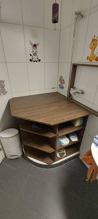 Tables à langer & accessoires: Eck-Wickeltisch / Kommode – D'occasion à Edlibach par mirjam_89 2