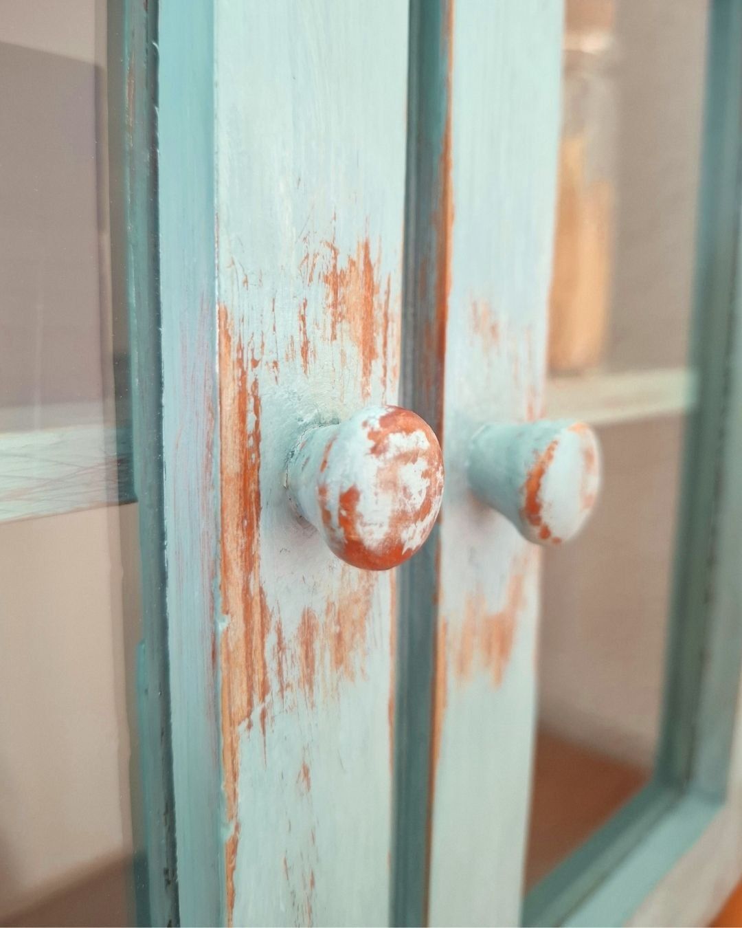 Vetrine: Kleines Holzschränkchen – Usato da Bettlach venduto da Bei_Tempi_Brocante 7