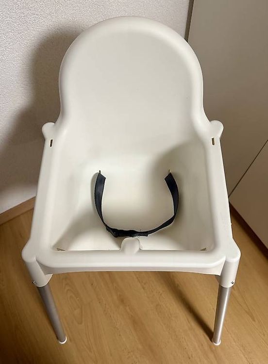 Kinderhochstuhl mit Tablett und Kissen  3