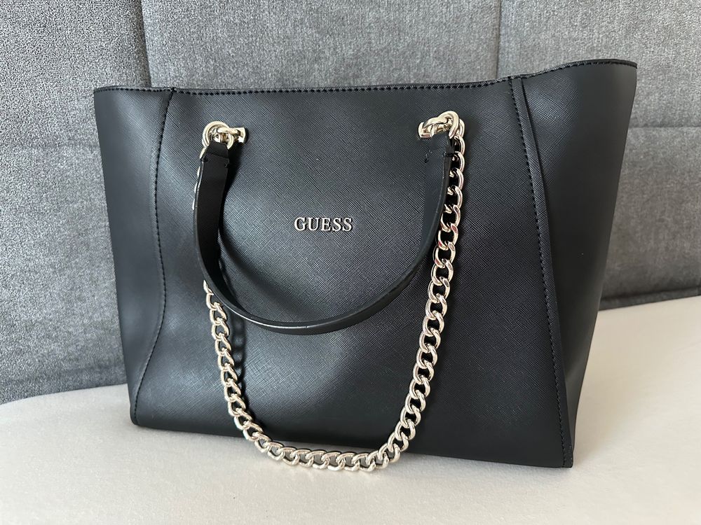 Guess Tasche Mit Kette