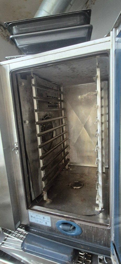 Rational Elettrodomestici da cucina: Rational Gas Kombidämpfer – Usato da Pratteln venduto da Rudinsteiner 1