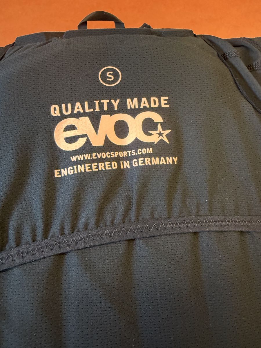 Evoc Protezioni & Imbottiture: Evoc Protektorweste schwarz Grösse S  – Usato da Bachenbülach venduto da SvRi 2