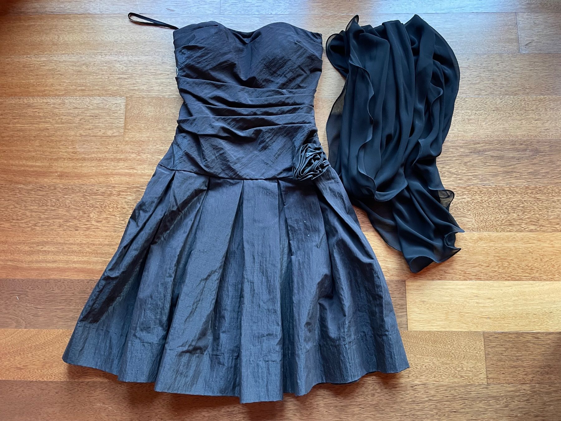 Vestiti: Schwarzes Cocktailkleid Gr. 32 – Usato da Weiningen ZH venduto da plipp_90