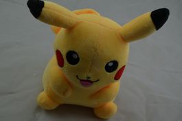 Pikachu Figur