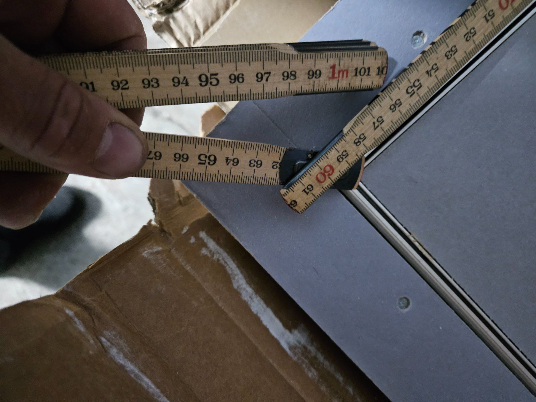 Box da tetto: Revisionsklappe F-TEC/ ACCESS PANEL – Nuovo (secondo la descrizione) da Fischbach-Göslikon venduto da Emanuel.Bardhi 6