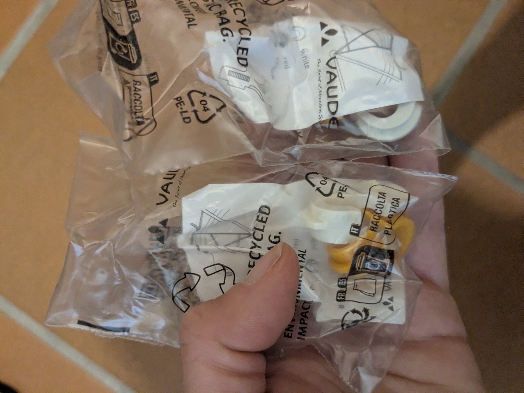 Vaude Pezzi di ricambio: 2 x 24L Vaude pannier bags – Usato da Winterthur venduto da cop_skd5 3
