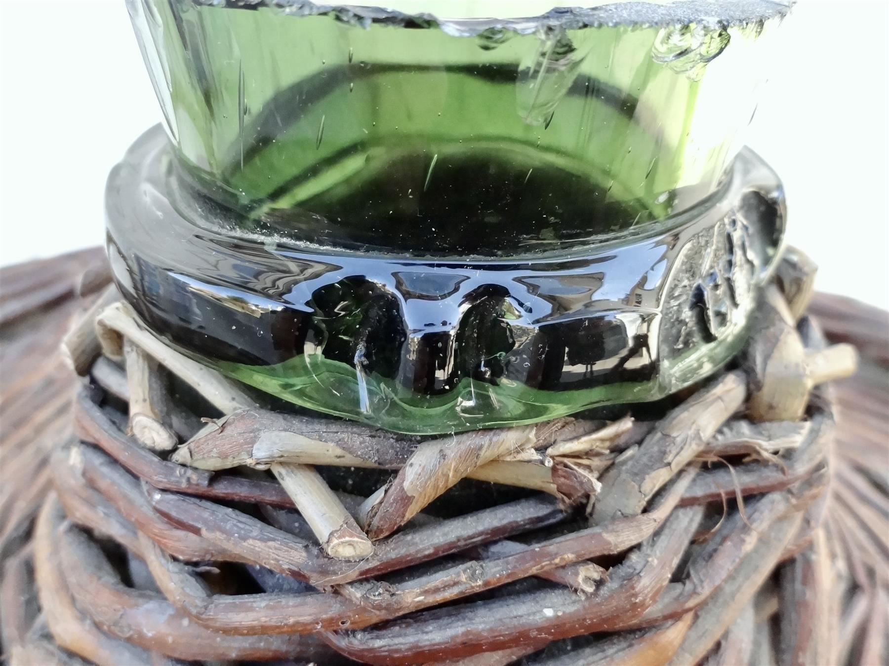 Bottiglie: alte sehr grosse Korbflasche – Nuovo e nell'imballaggio originale da Kerzers venduto da Flaschenposten 6