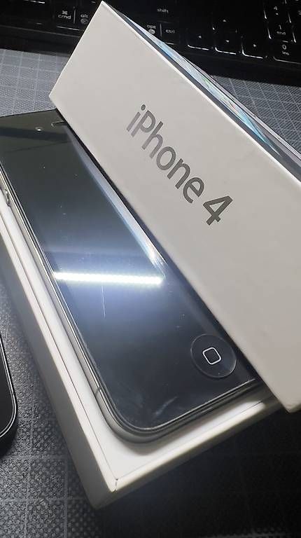 Handys / Smartphones: iPhone 4 / 5 und Bonus – Gebraucht aus St.Gallen von Zeal 1