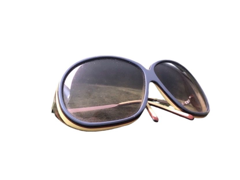 Marni Occhiali & Lenti: Lunettes de soleil Marni / Sonnenbrille – Usato da Dotzigen venduto da SecondHandGems