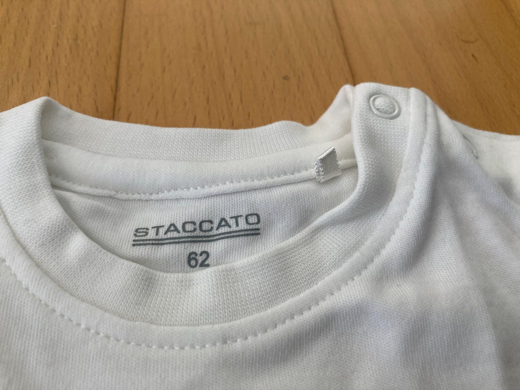 Lotti & Set di vestiti: 4-er Set "Staccato" – Usato da Muttenz venduto da Juvenile33 8