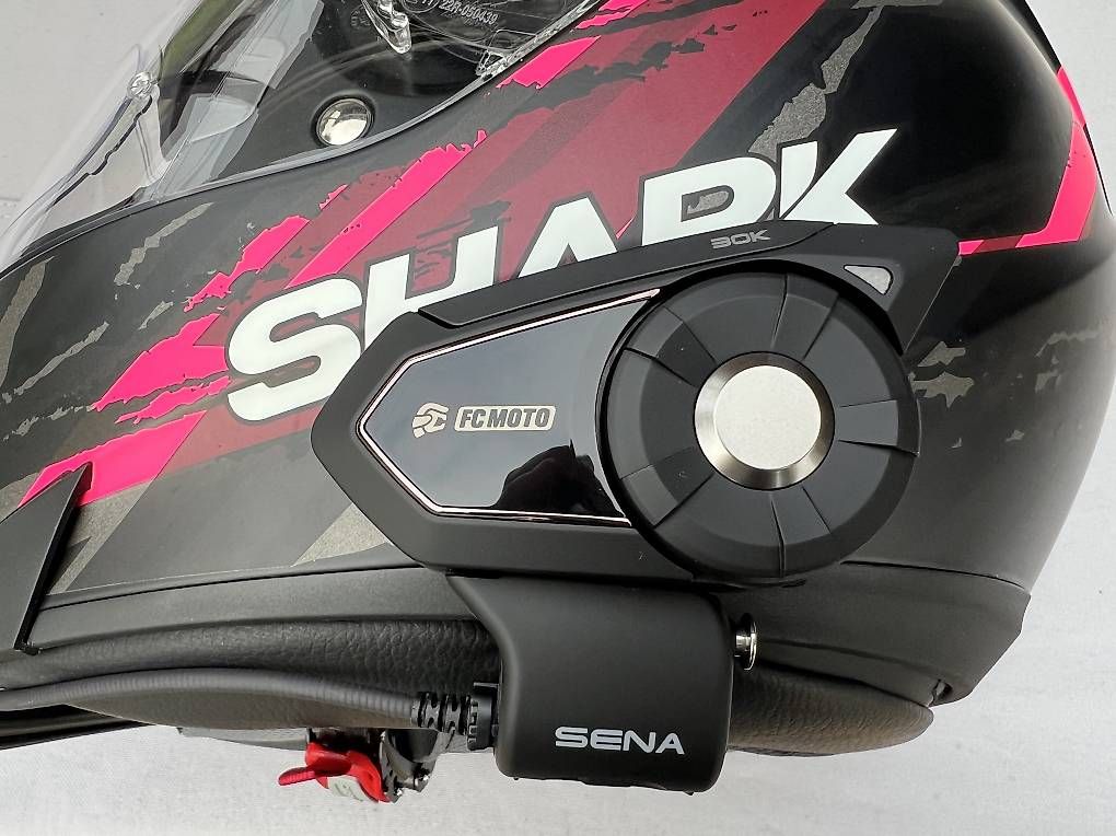 Caschi & visiere: Shark Helm Damen Gr. S mit Sena Bluetooth Intercom – Usato da Geroldswil venduto da Nabooo 3