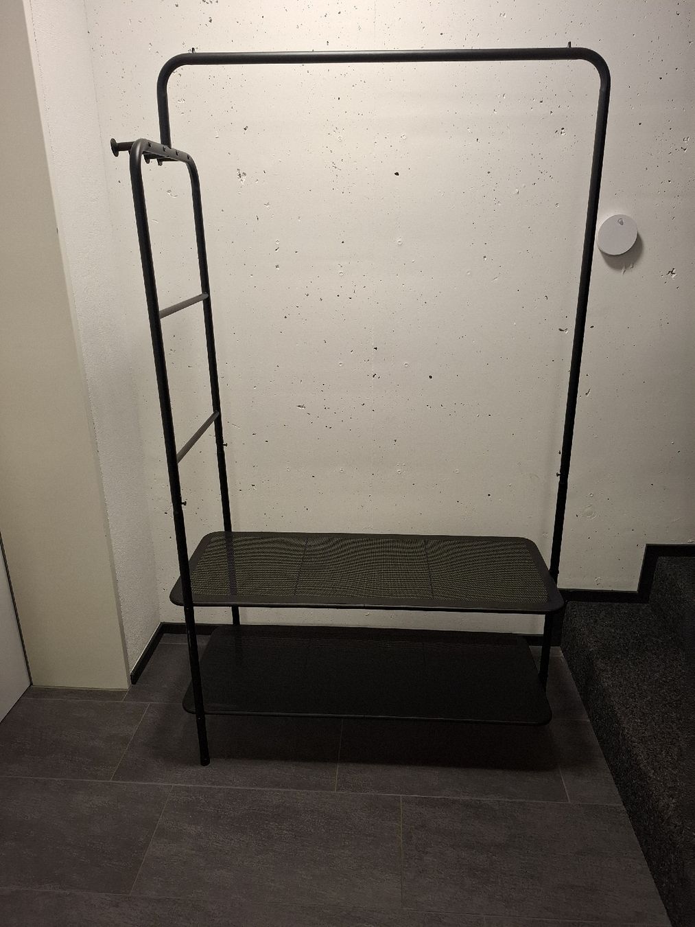 Porte manteau: Garderobe schwarz – D'occasion à Wangen SZ par Mschatz