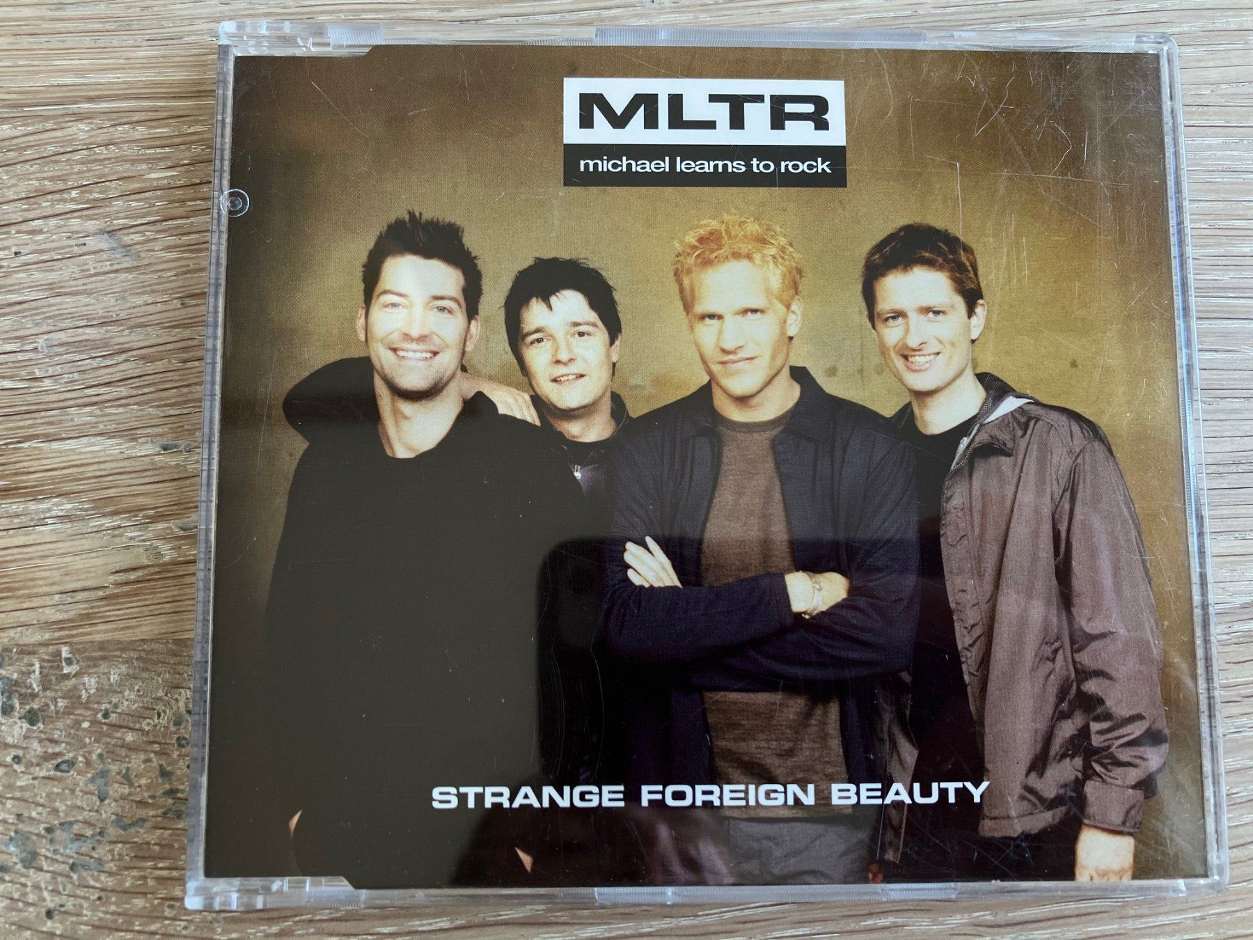 CD: CD-Single Michael learns to rock: Strange foreign beauty – Usato da Thun venduto da Rebeccat