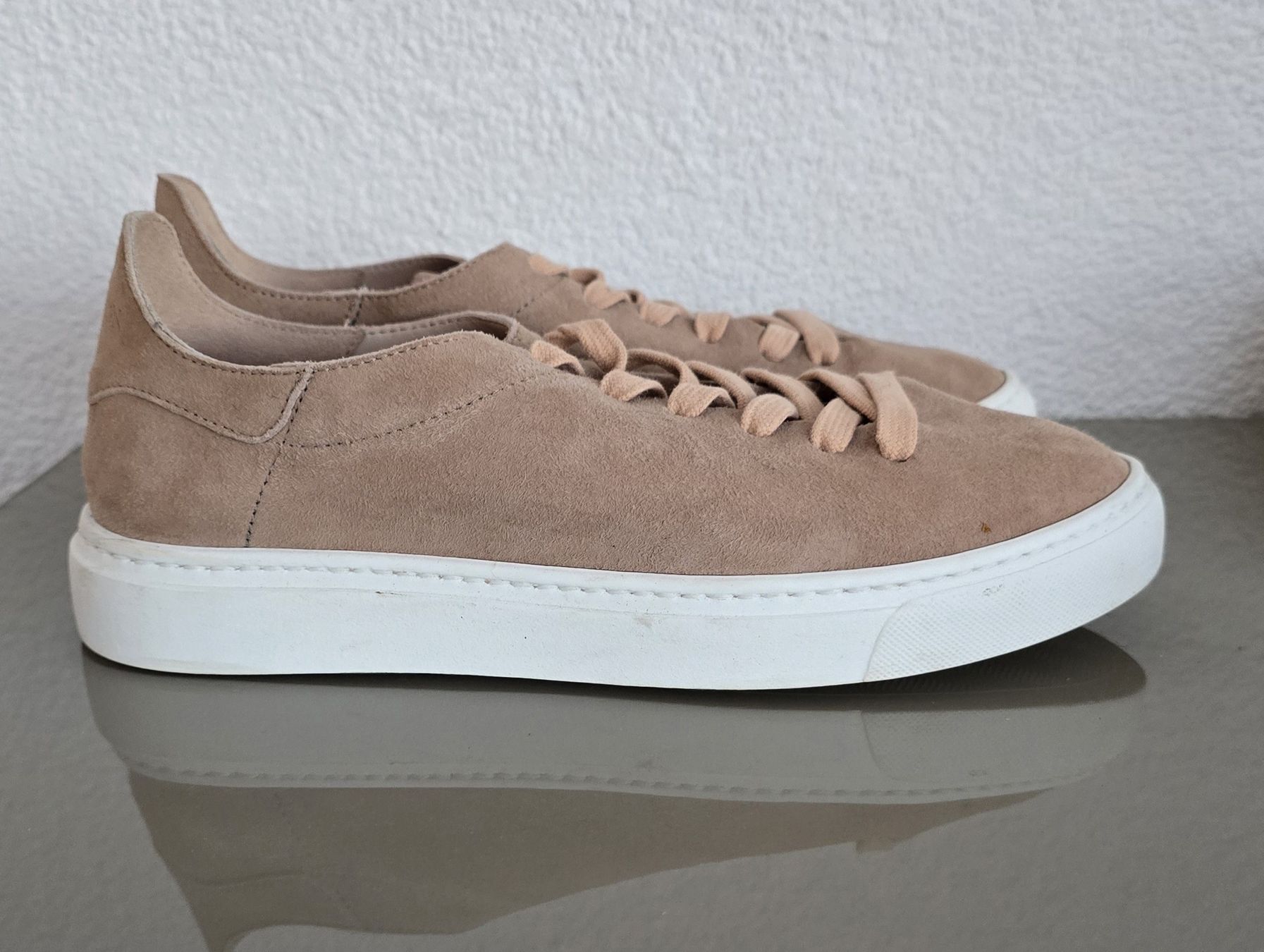 Scarpe da donna: Schuh Wildleder Stokton 37 beige – Nuovo (secondo la descrizione) da Untereggen venduto da cla_kb2w