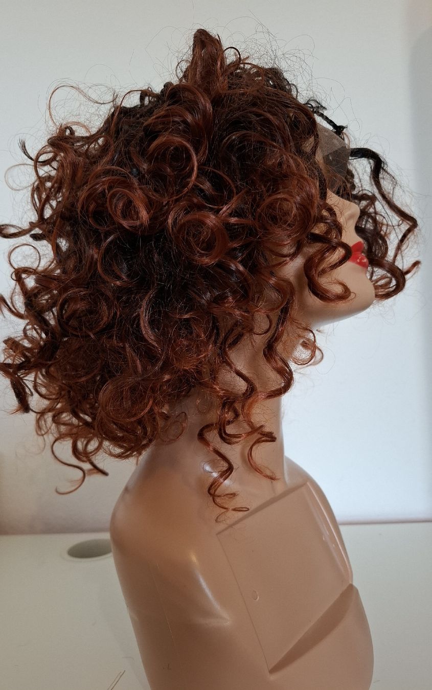 Parrucche: Short Copper Curly Wig | Voluminous Style – Nuovo (secondo la descrizione) da Lausanne venduto da usa_xd5k 3