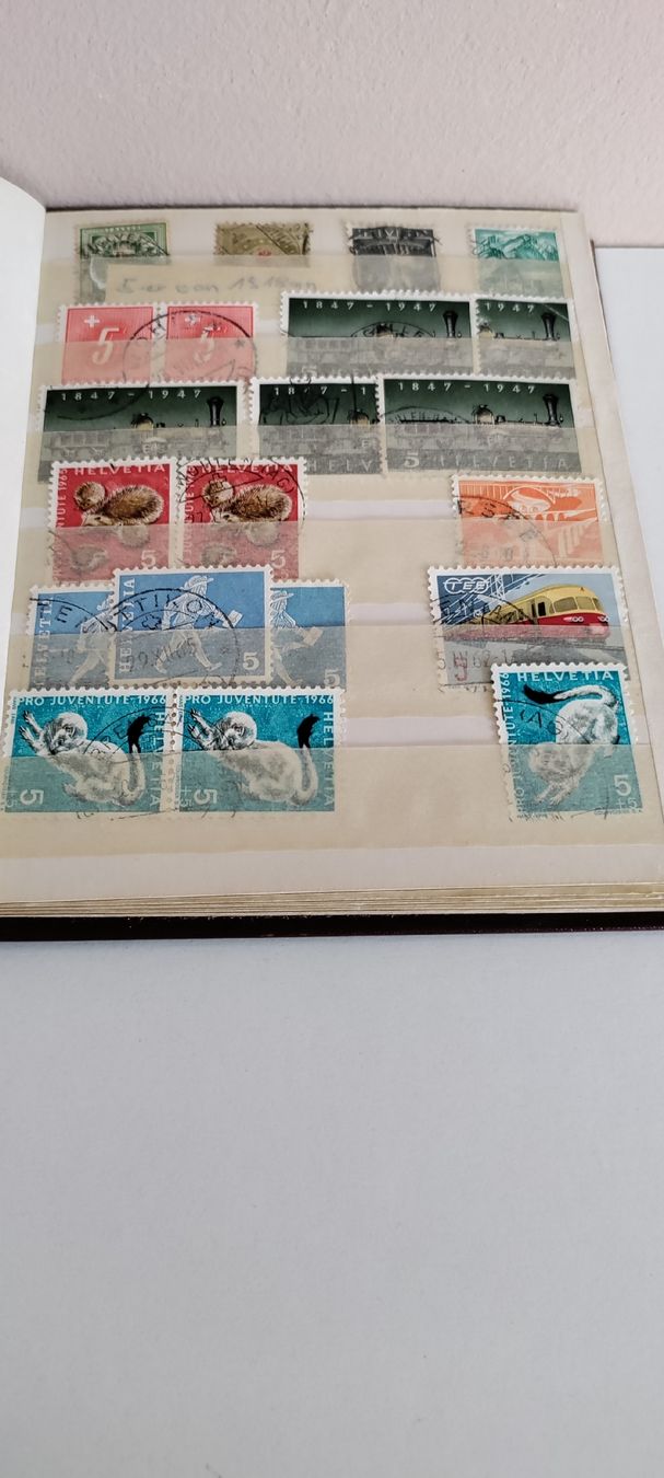 Tous les timbres: Briefmarken-Sammlung – D'occasion à Boswil par MAF_952 1