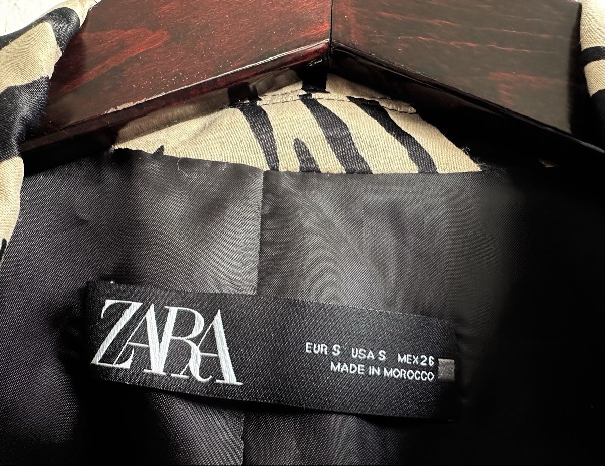 Zara Giacche: Blazer im Zebramuster von Zara / Gr. S – Usato da Bern venduto da Fraeuleinhonig 2