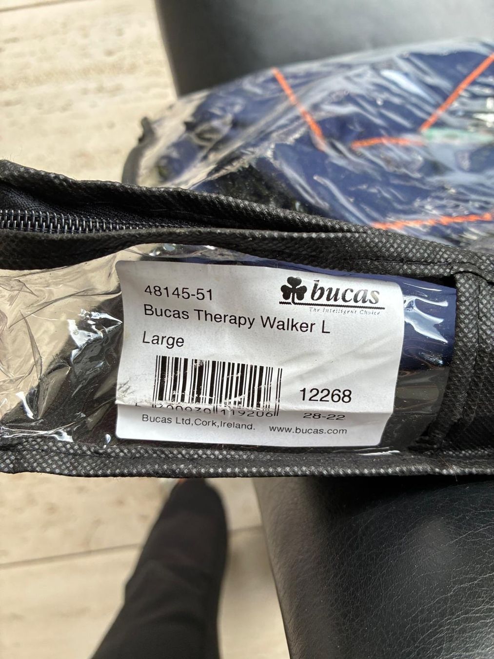 Coperte: Bucas Therapy Walker, Grösse L, Neu, Originalverpackt! – Nuovo e nell'imballaggio originale da Forch venduto da cdi_8tf7 1
