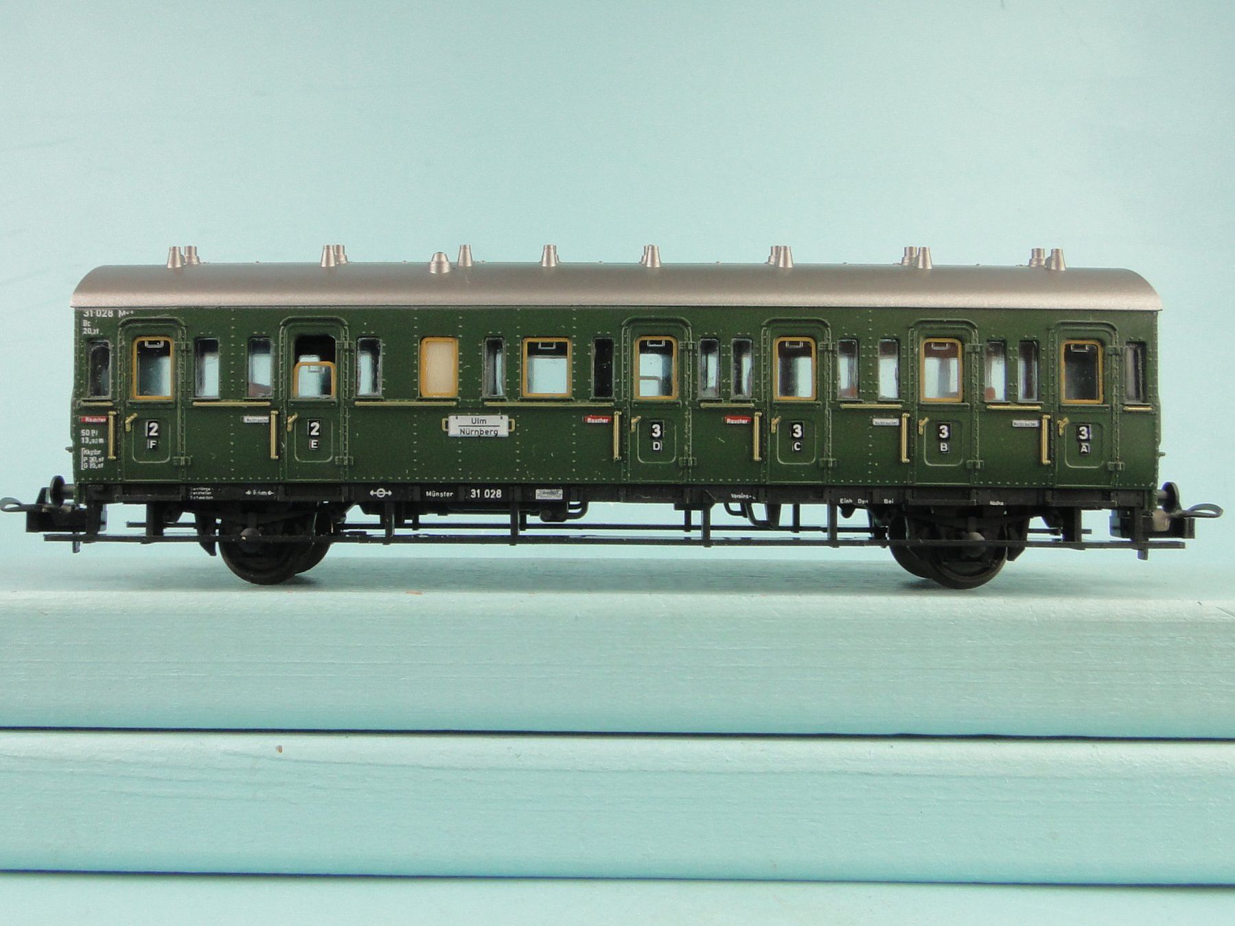 Trix Modellini di ferrovie: Spur H0 TRIX 3758 Abteilwagen 2/3.Kl. – Usato da Bülach venduto da cann11 1