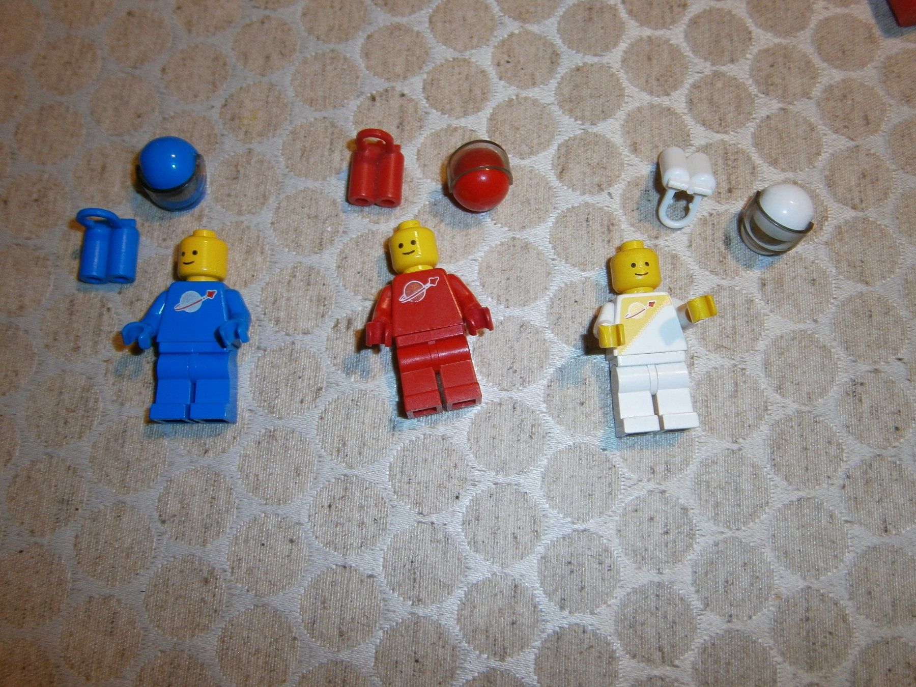 Lego Giocattoli: 3 Legofiguren Classic Spaceman – Usato da Glarus venduto da swimmy 3