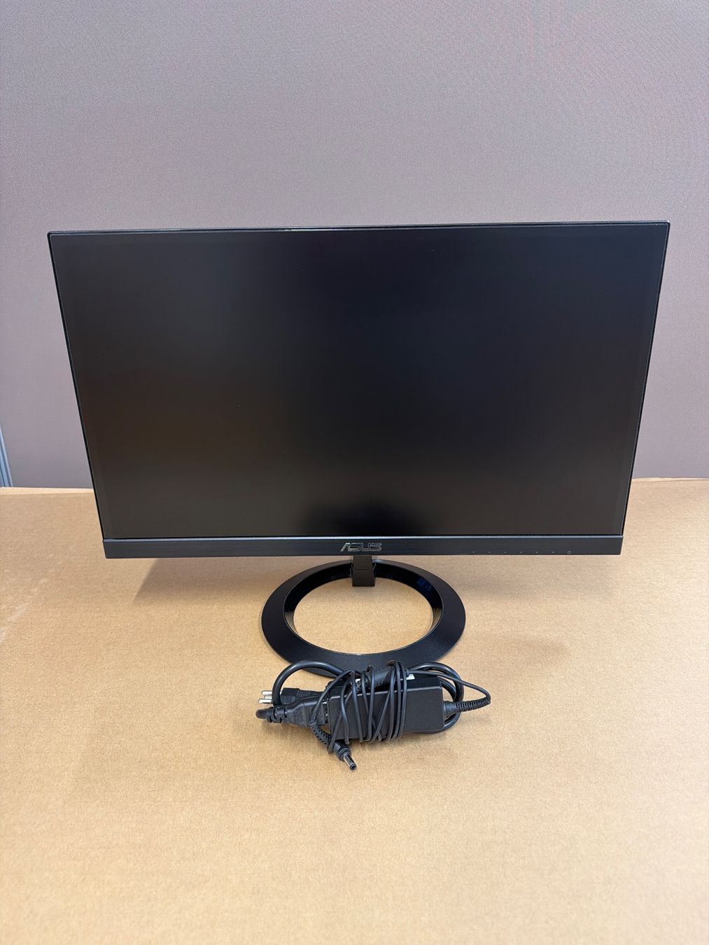 Asus Monitor: ASUS VZ229HE 21.5" Monitor – Usato da Dietlikon venduto da ComdatAG