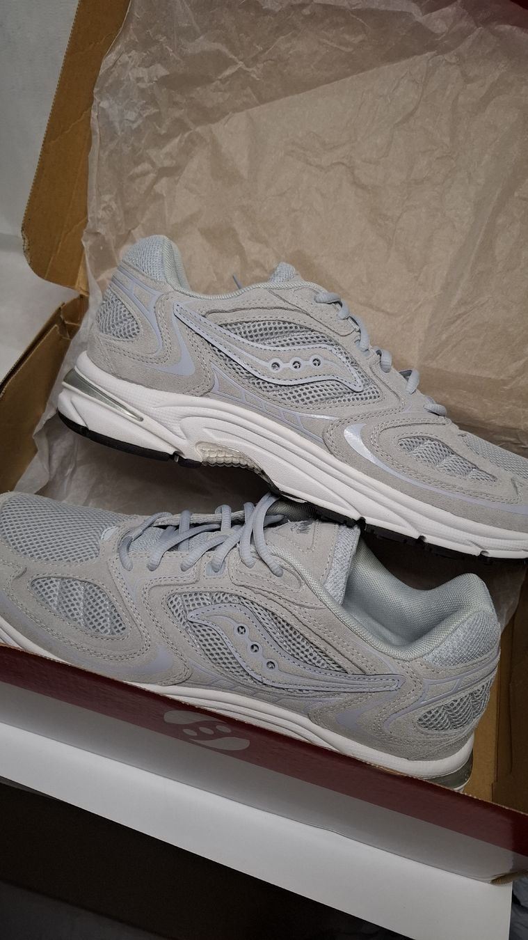 Saucony Scarpe da uomo: Saucony grid jazz 9, neuves! Taille 45 – Nuovo e nell'imballaggio originale da Le Landeron venduto da rue_k9kg 1