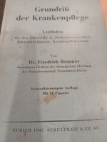 Grundriss der Krankenpflege, Auflage 1945 - Rarität!