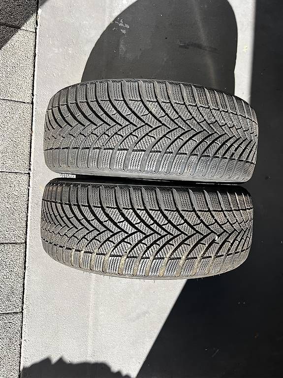 Pneumatici & Ruote complete: 205/45 R17 Winterreifen – Usato da Sursee venduto da gas_8n5t