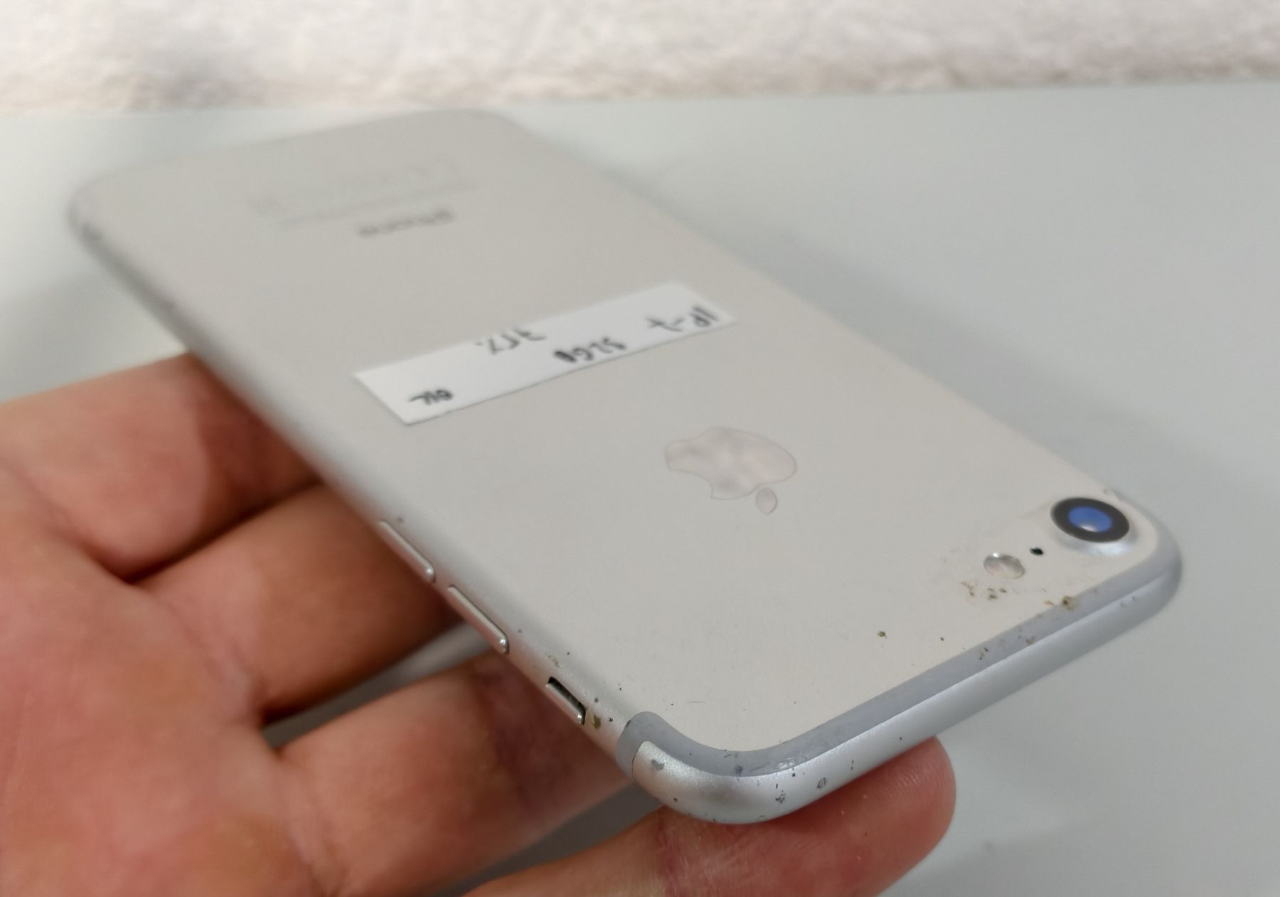 Apple Telefoni cellulari / Smartphones: iPhone 7 32GB Silber – Difettoso da Ehrendingen venduto da Rocky985 5