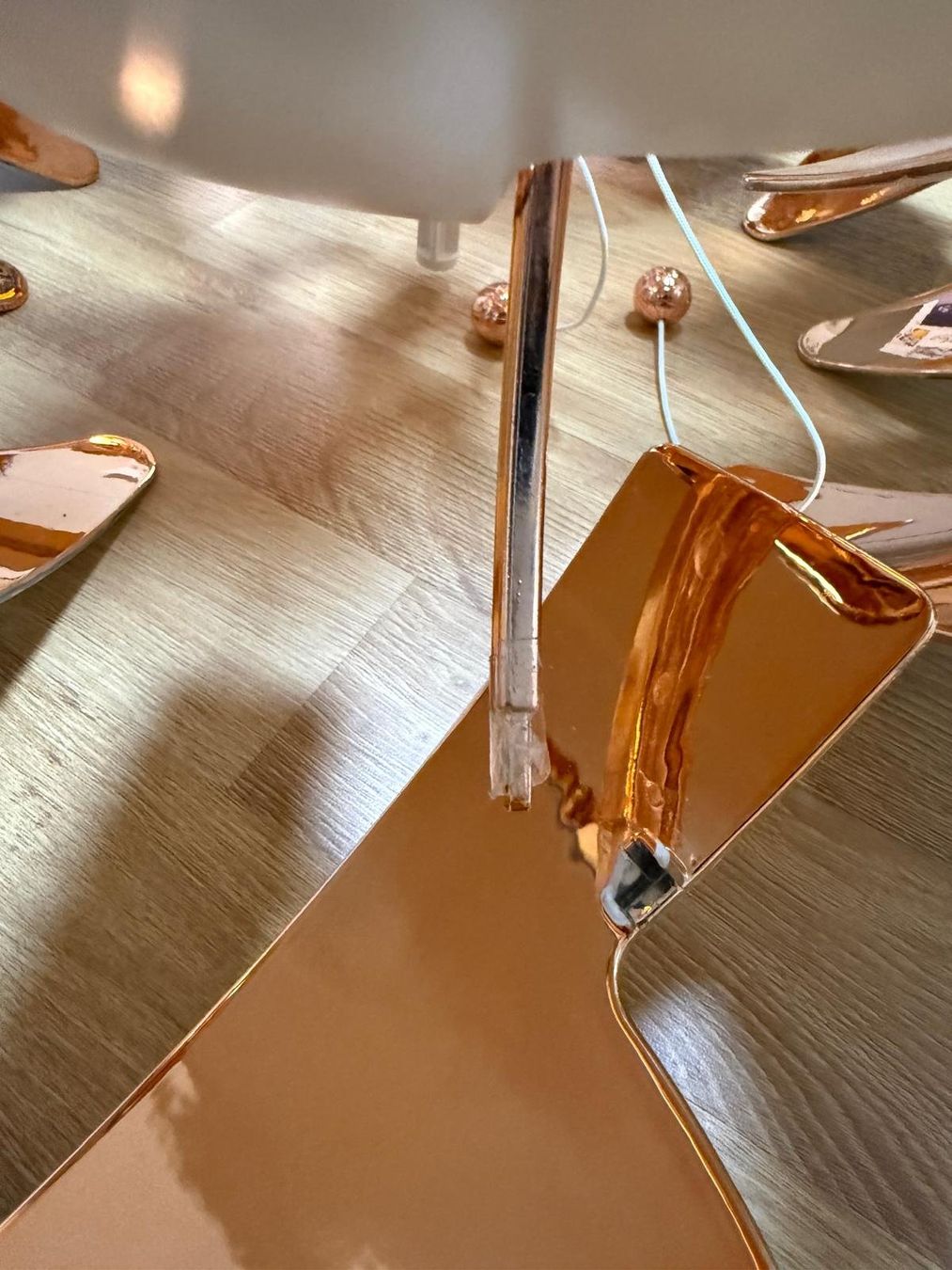 Lampadari & plafoniere: IKEA PS 2014 Hängeleuchte, weiß/kupferfarben – Usato da Balsthal venduto da Saho3 3