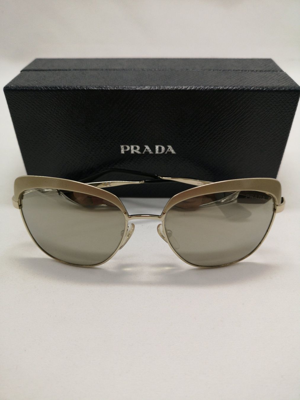 Prada Occhiali & Lenti: PRADA Originales / Luxe - Qualité - Elégance ! – Usato da Bulle venduto da italicum
