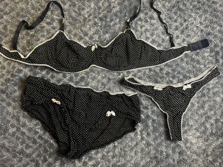 Ensemble lingerie H&M noir, taille 38/40. 80B