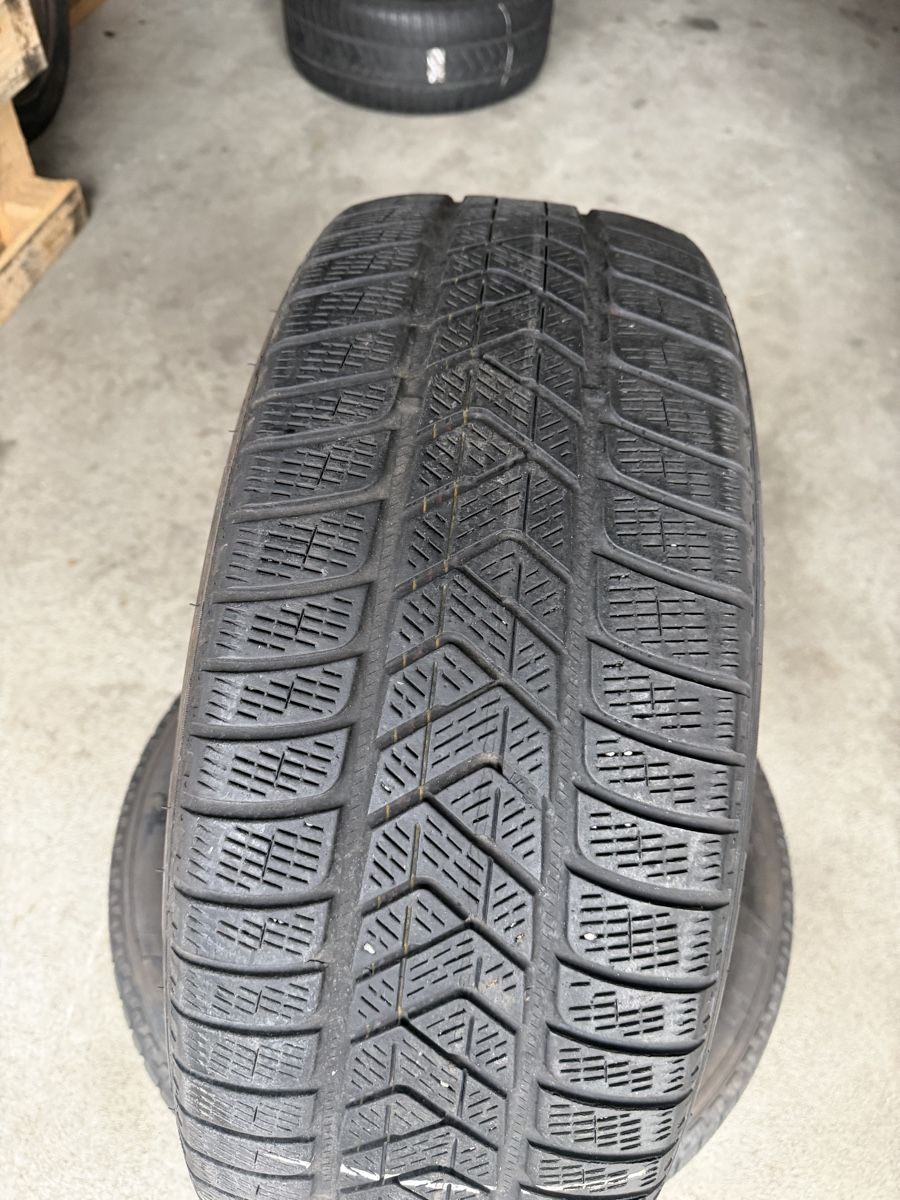 Pneus & Kompletträder: 235/60R18 Winterreifen – Gebraucht aus Aristau von S.E-Alufelgen-GmbH 2