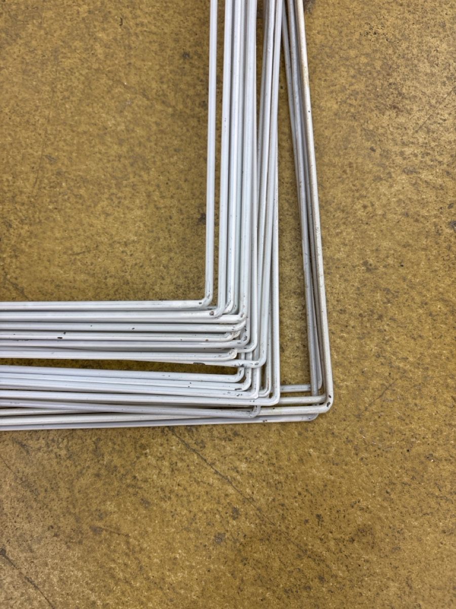 Supporti a parete: Metallquadrat 45x45cm – Usato da Erlen venduto da SaFehr 2