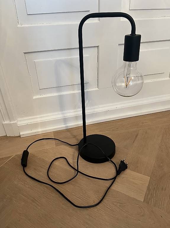 Lampes: Schwarze Tischlampe – D'occasion à Zürich par leo_zx2x 1